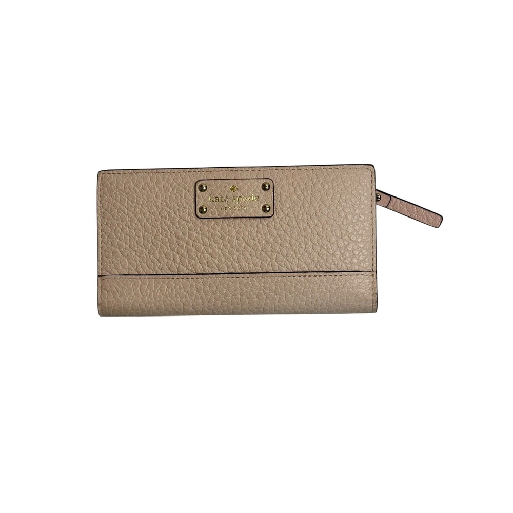 Kate Spade New York Light Pink Leather Continental Wallet Gold‎ Logo